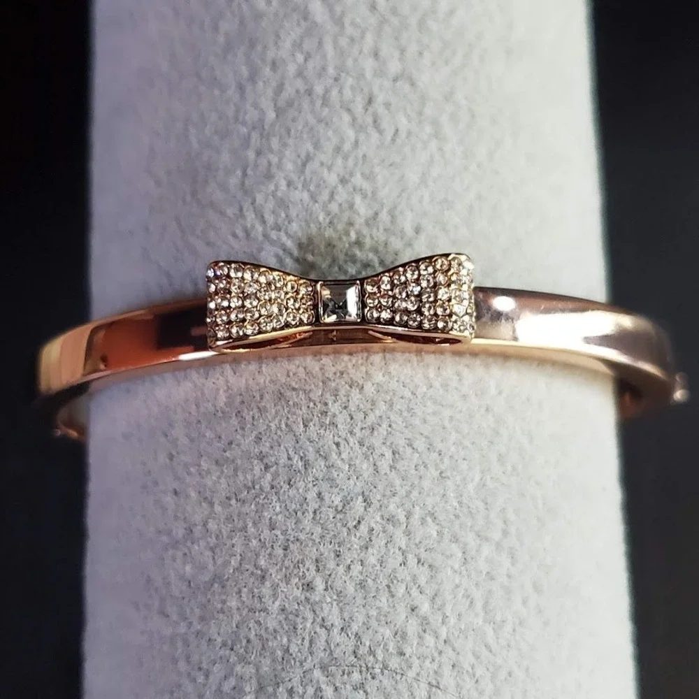 Kate Spade Ready Set Bow Hinged Bangle Bracelet Rose Gold with Pave Bow Signed‎ - Picture 9 of 11